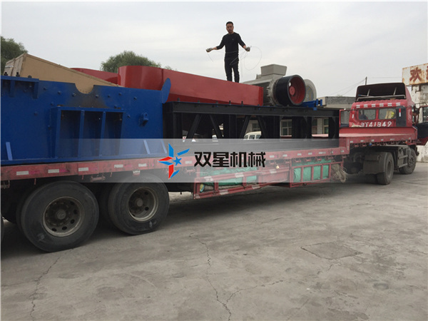 皓星<a href='http://www.bzhuatong.com/' target='_blank'><span>金屬粉碎機(jī)</span></a>發(fā)貨出廠