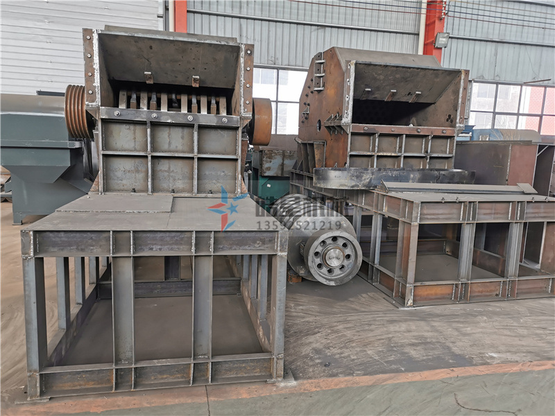 廢鋁粉碎機(jī)生產(chǎn)現(xiàn)場(chǎng) 廢鋁粉碎機(jī)生產(chǎn)現(xiàn)場(chǎng)
