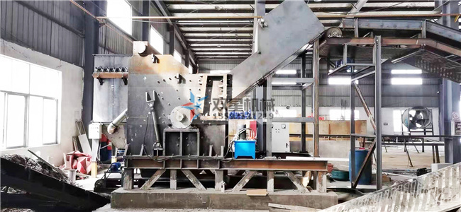 報(bào)廢汽車(chē)用的廢鋼破碎機(jī)多少錢(qián)一套？用什么型號(hào)？