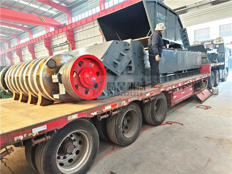 1800型<a href='http://www.bzhuatong.com/1/553.html' target='_blank'><span>熟鋁粉碎機(jī)</span></a>型材粉碎機(jī)設(shè)備發(fā)貨發(fā)往山東省